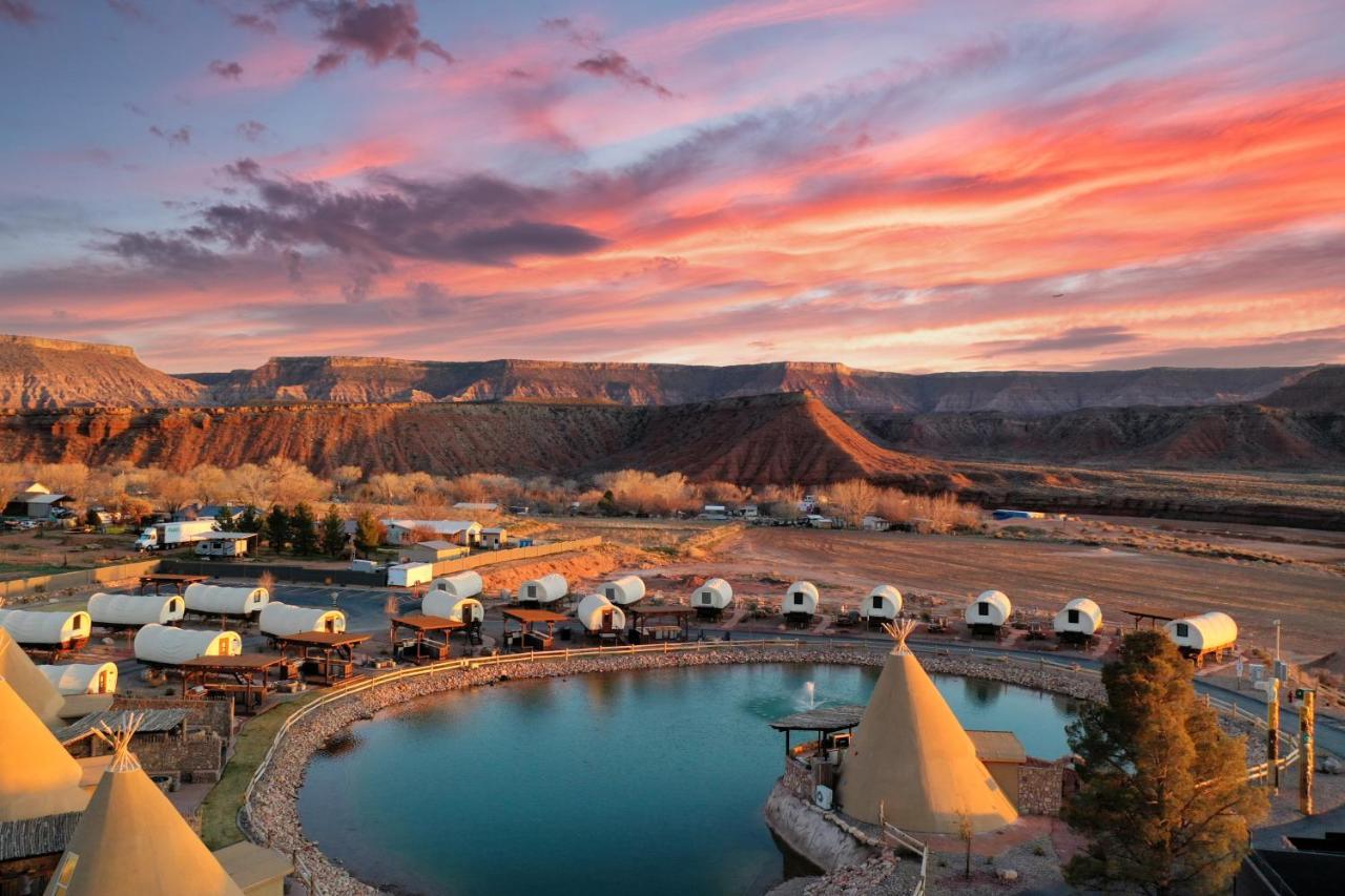 Zion White Bison Glamping & Rv Resort Virgin Eksteriør bilde
