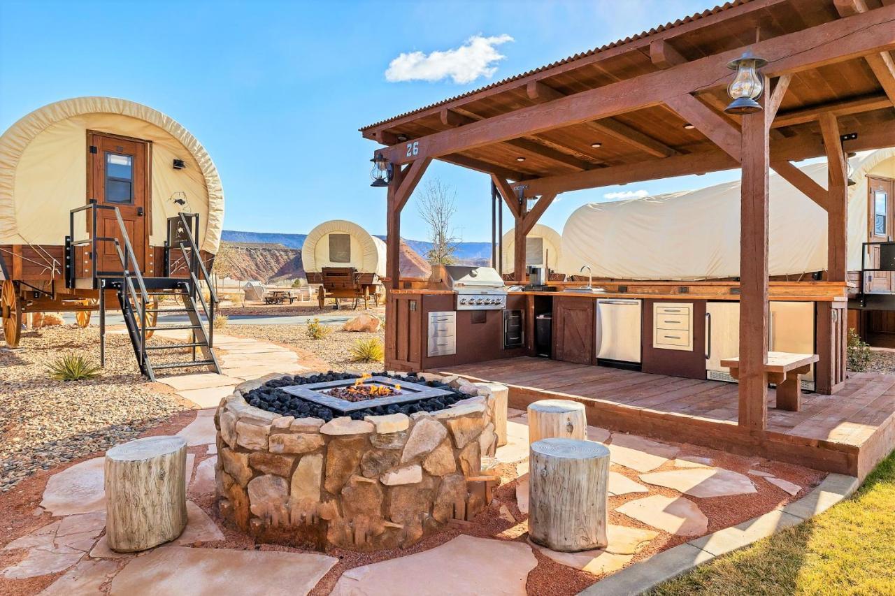 Zion White Bison Glamping & Rv Resort Virgin Eksteriør bilde