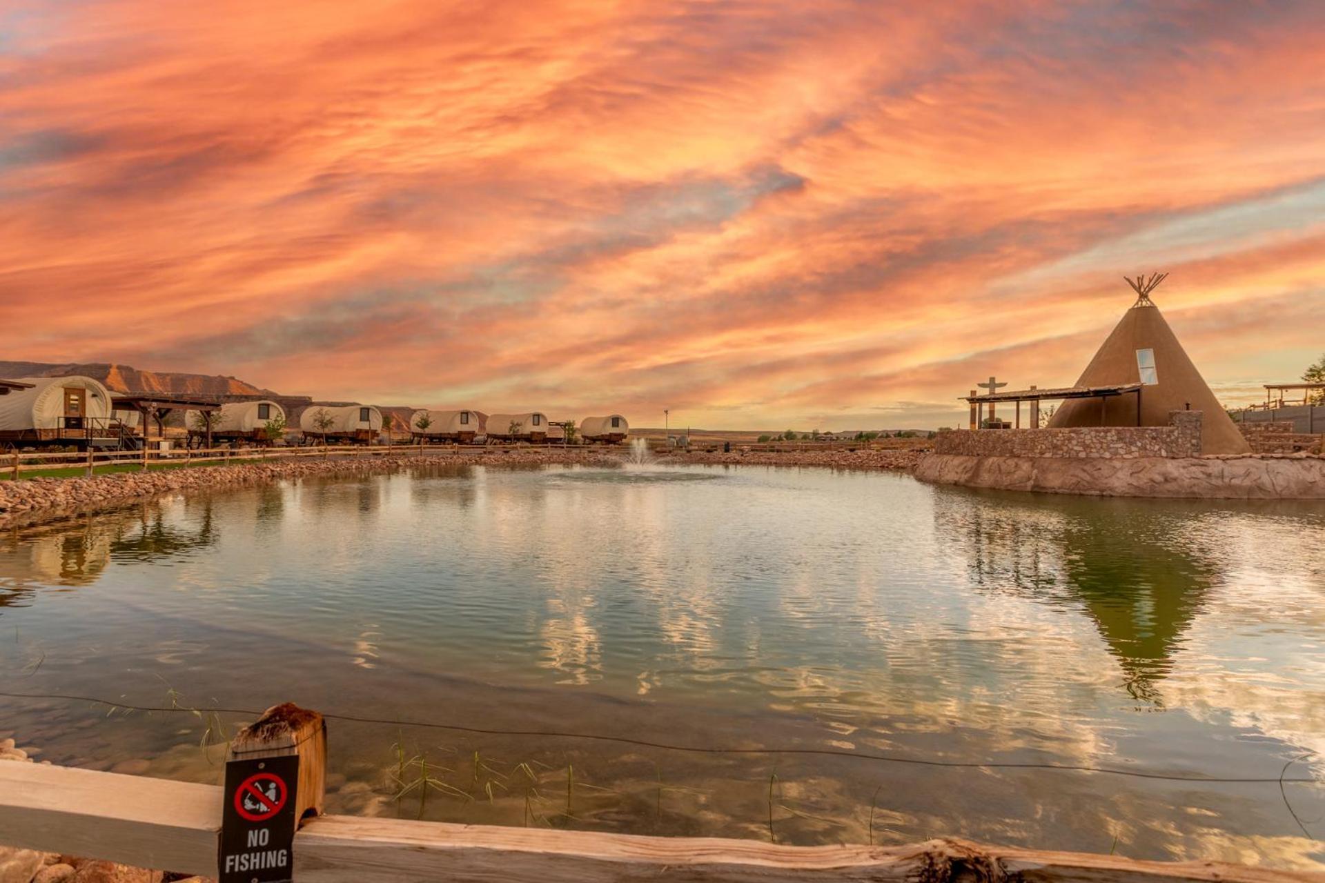 Zion White Bison Glamping & Rv Resort Virgin Rom bilde